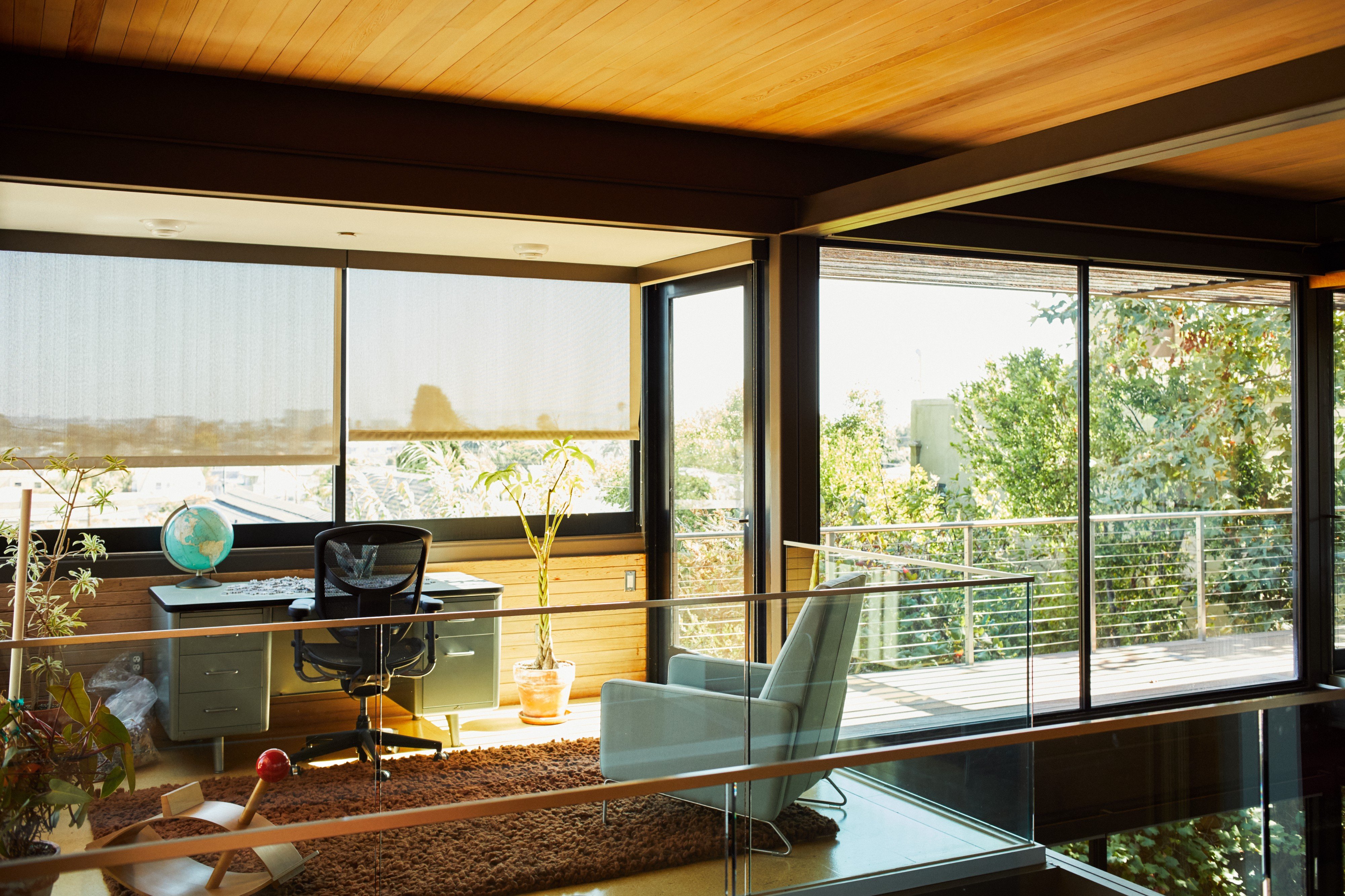 Plant Prefab’s modular homes designed by famous California modernist Ray Kappe—also the architect behind Glenn’s reconfigurable home pictured here—sell for over a million dollars.