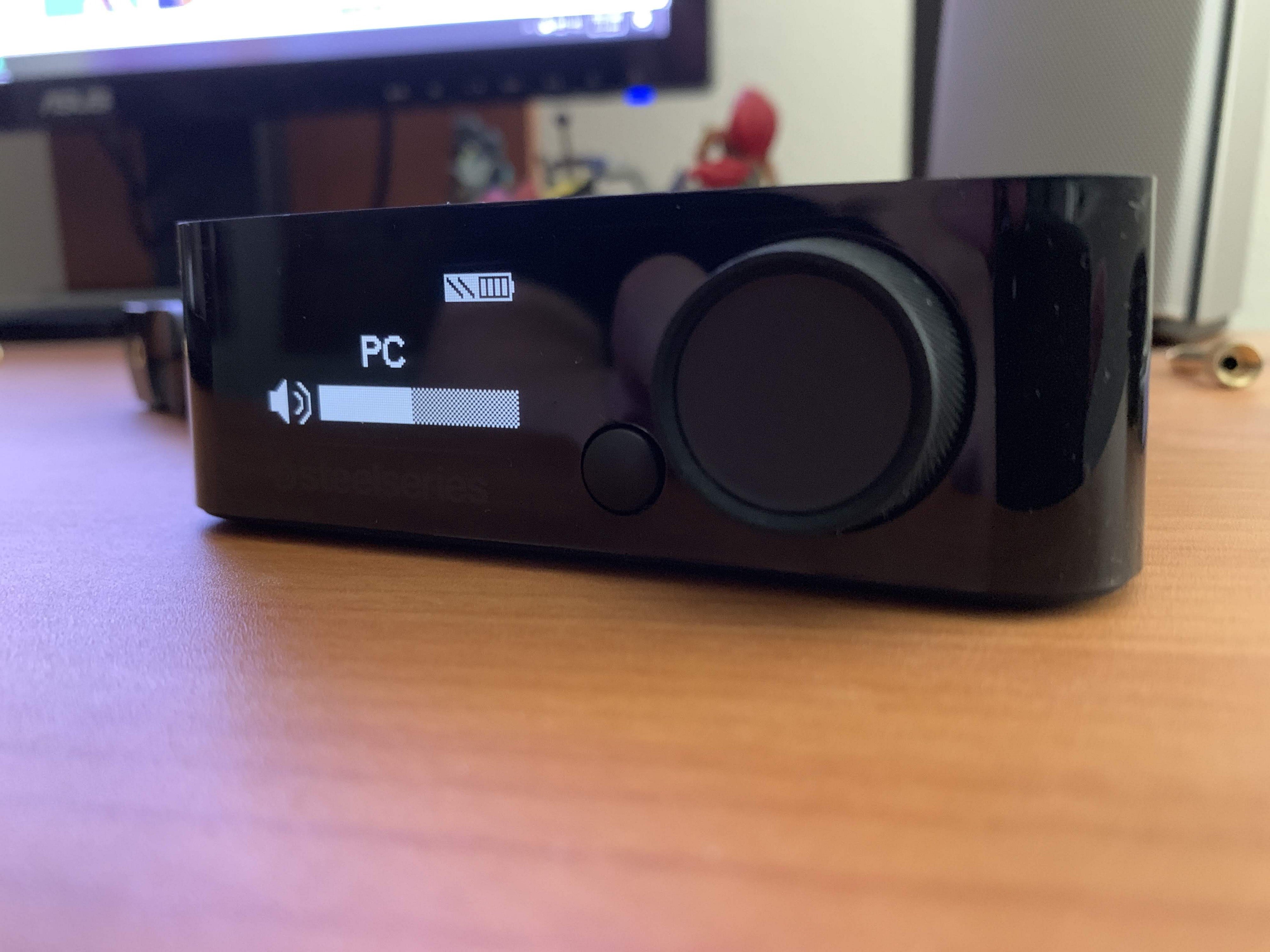 Arctis Pro Wireless base station. Photo taken by Alex Rowe.